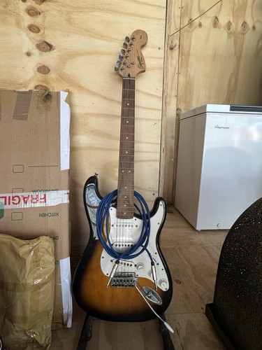 Fender squier stratocaster - squier,