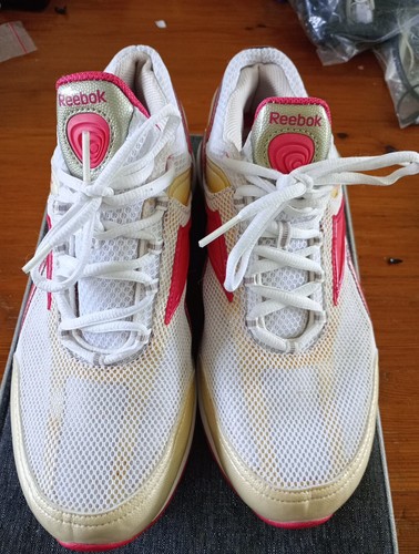 Reebok easytone smooth fit - reebok,