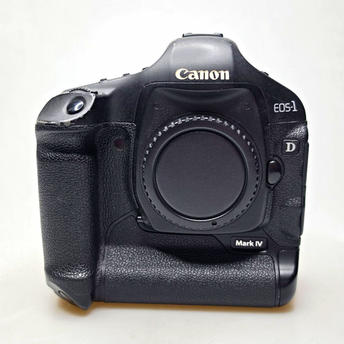 Canon eos mark - iv, digital