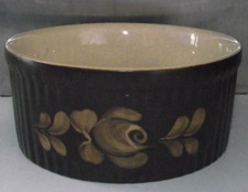 Vintage Retro Denby Bakewell Pattern 2PT 2 Pint Souffle Oven Dish. UK ONLY.