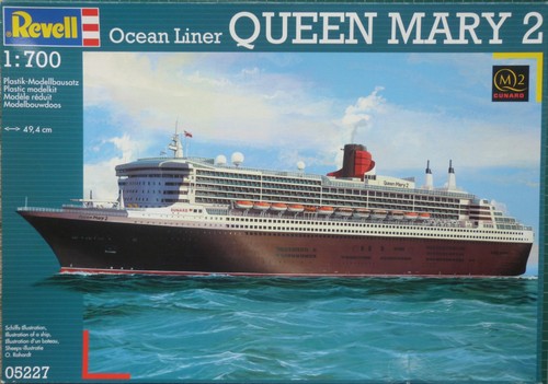 Oop revell 700 queen - 1/700,