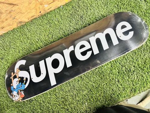 Supreme smurfs black - smurfs,