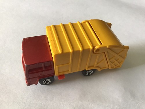 Matchbox refuse truck 1979 - truck,