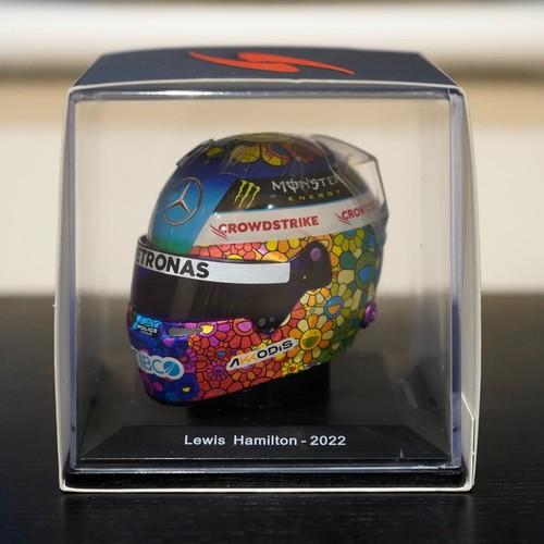 Spark lewis hamilton japan - lewis,