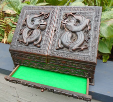 Chinese dragon letter /