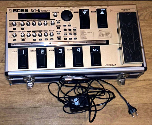 Boss digital guitar - gt-6,