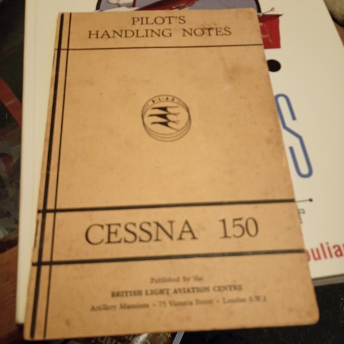 Pilot handling notes for - pilot's,