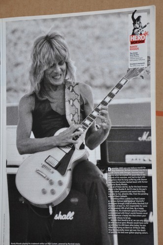 Randy rhoads with gibson les - rhoads,
