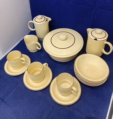 Poole pottery broadstone - poole,