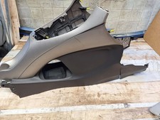 Toyota Auris 150 2008 interior