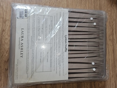 Laura ashley lynton - laura,
