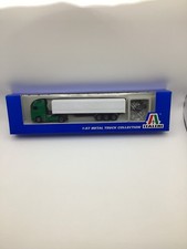 Italeri - Volvo FH 12 Globetrotter XL-70 Lorry Canvas Trailer - Diecast 1:87