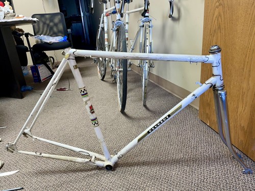 Vintage steel peugeot uo8 road - steel,