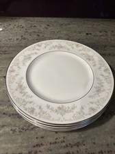 4 X Royal Doulton The Romance Collection DIANA H5079 Dinner Plates 27cm/10.5” D