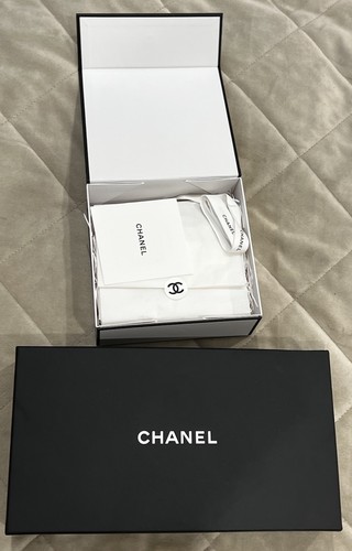 Chanel gift box - chanel, 2