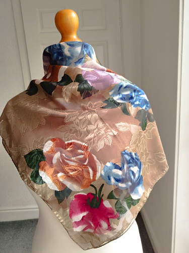 Liz claiborne polyester - claiborne,