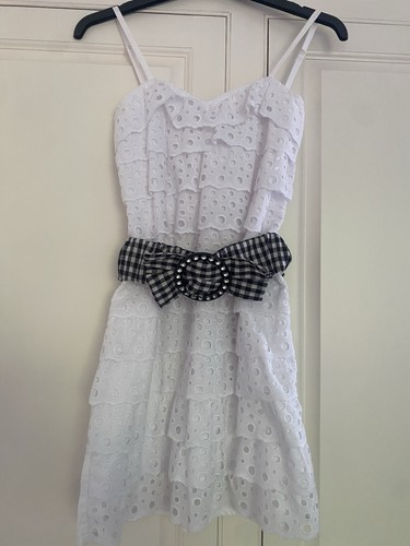 White eyelet lace tiered - xs,