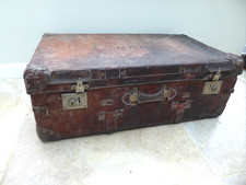 Vintage Leather LARGE steamer Trunk Blanket Box Storage Chest Table Suitcase