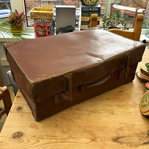 True vintage retro brown - true, vintage/retro
