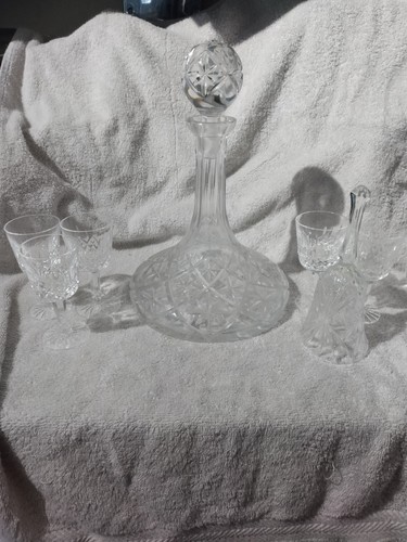 Fine cut crystal glass - crystal,