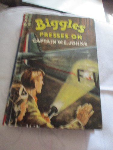 Vintage hardback book biggles - vintage, 'biggles