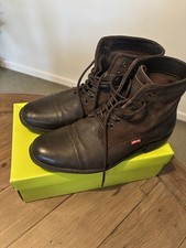 Levi's Strauss Men's Brown