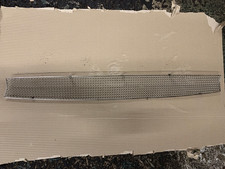 JAGUAR XJ (X350) XJR LOWER MESH GRILLE INSERT 2003 2007 MODELS