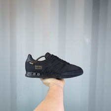 *RARE* UK 9 - adidas originals