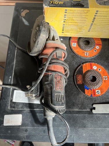 Black and decker - decker, grinder