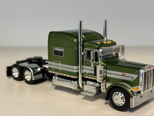 Dcp gren peterbilt - 1/64, 389