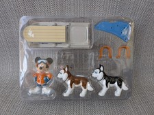 Mickey Mouse Sledge & Husky