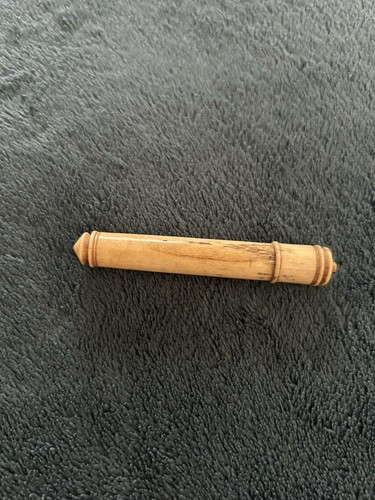 Old needle case - needle,