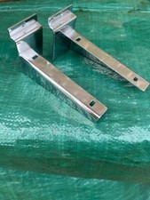 Heavy Duty Chrome Metal Shelf Brackets (Pair) for Slatwall Timber/MDF  Shelving