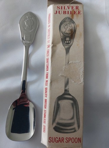 1977 vintage queen elizabeth - vintage,
