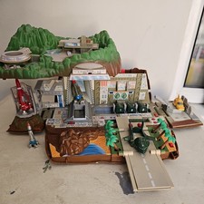 Tracy Island 2002 Carlton