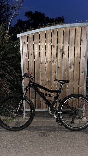 Full suspension 26in mtb - gt,