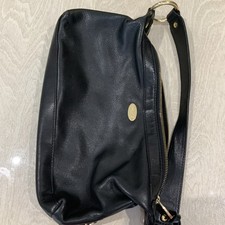 Modalu London Shoulder Bag