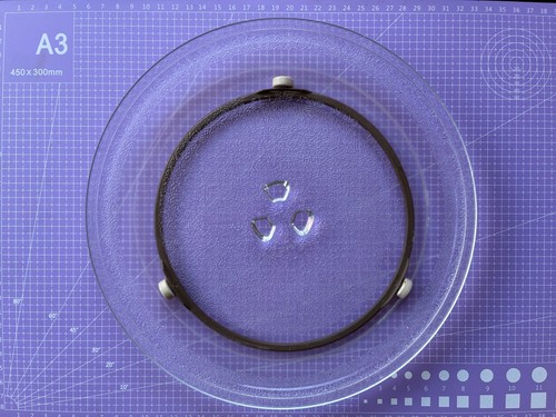 Microwave glass plate and