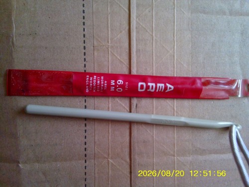 Metal crochet hook - size, 6mm