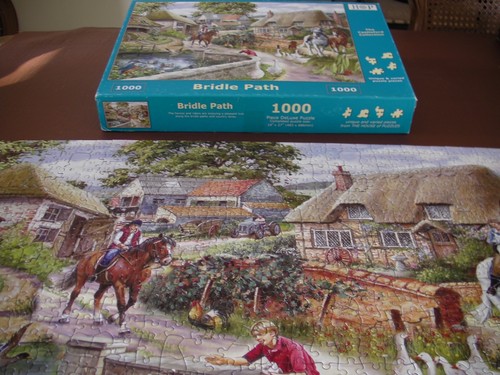 Bridle path 1000 piece house - 'bridle, 1000-piece