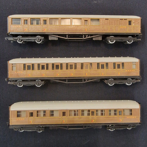Hornby lner teak - 1:76,