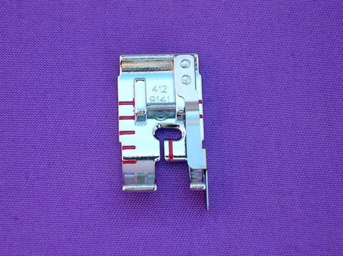 Edge stitching foot - ,