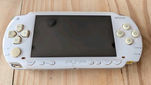 Sony psp 1000 ceramic white - sony,