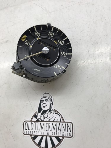 Speedometer instrument cluster