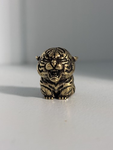 Small solid brass - small, roaring