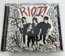 Riot Paramore Full Band Signed