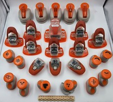 Tonic Studios Craft Paper Punches Scrapbooking Deep Edge corner Christmas hearts