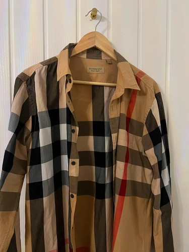 Burberry london england iconic - london,