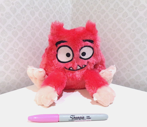 Cbeebies talking love monster - cbeebies,