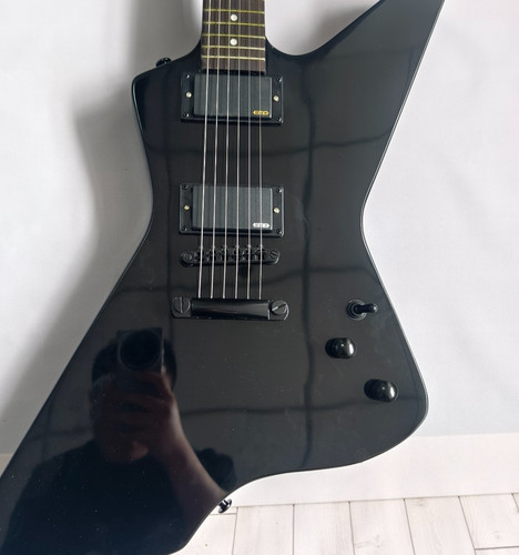 Black snakebyte electric - black,
